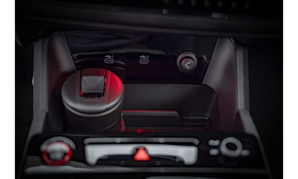 375812