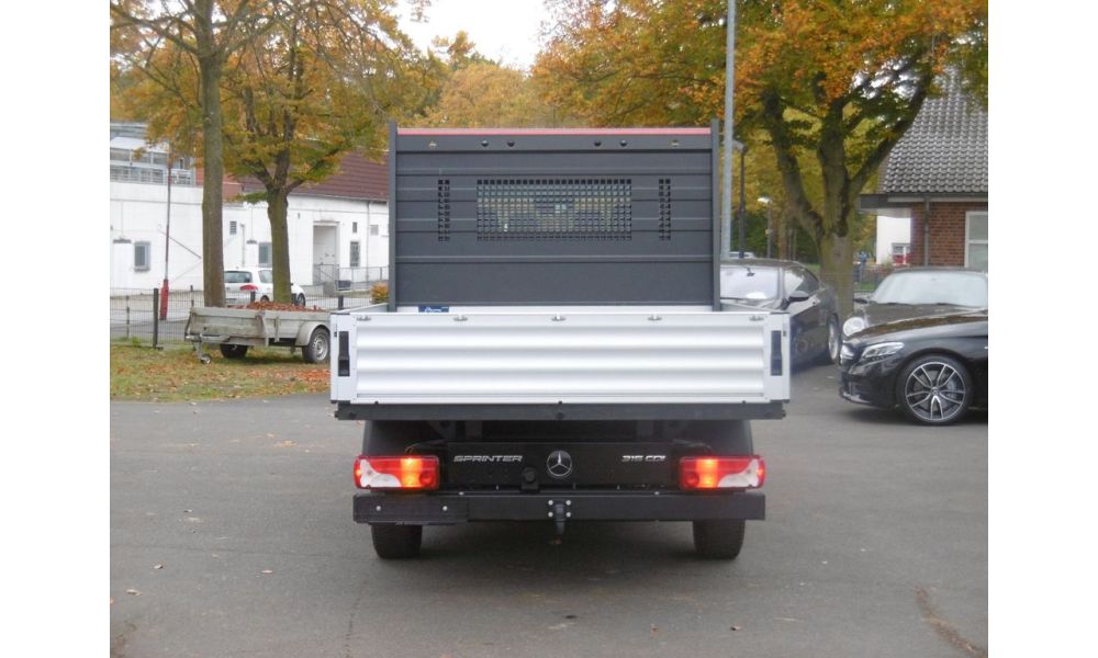 276856