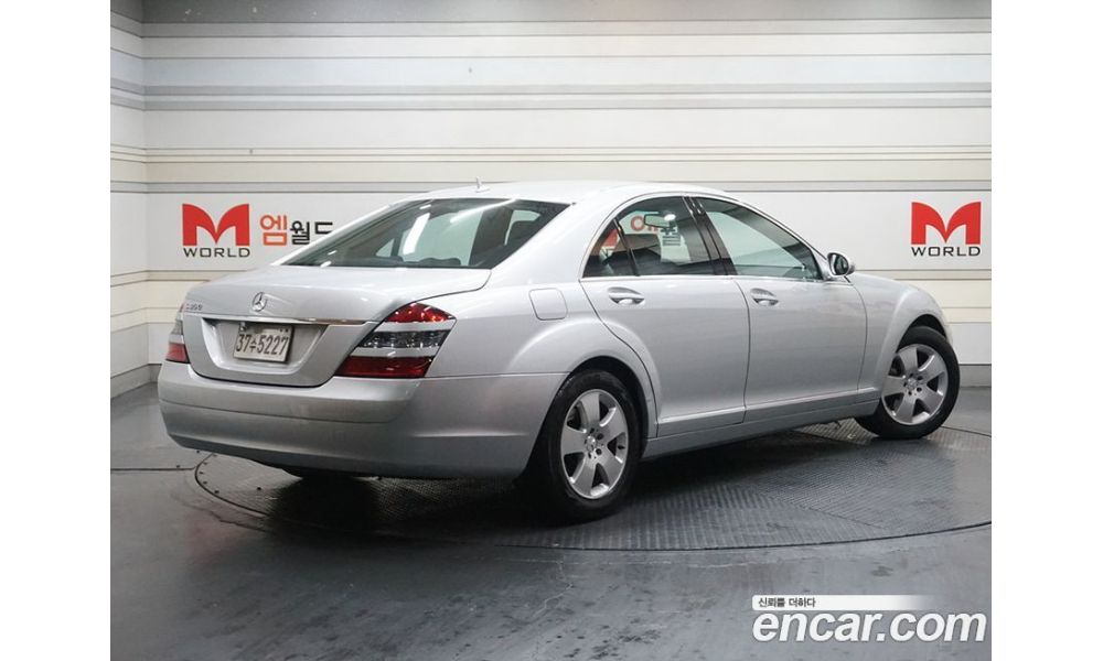 686368