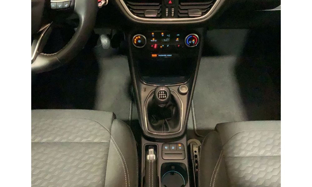 587441