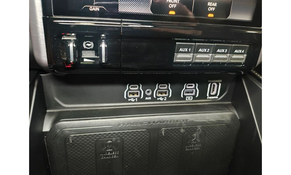 761922