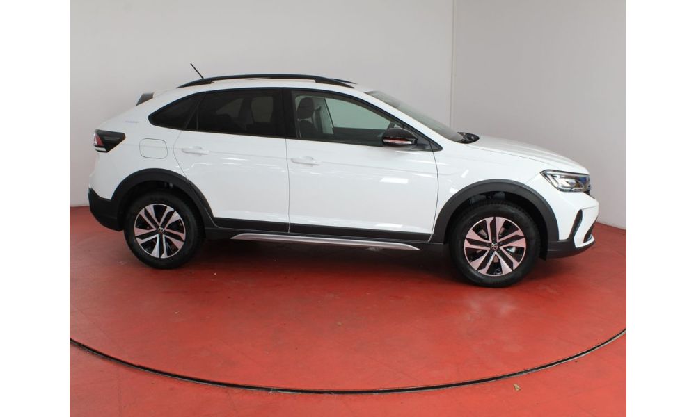 384935