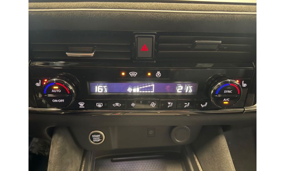 912720
