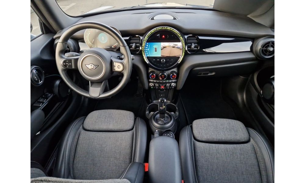933687