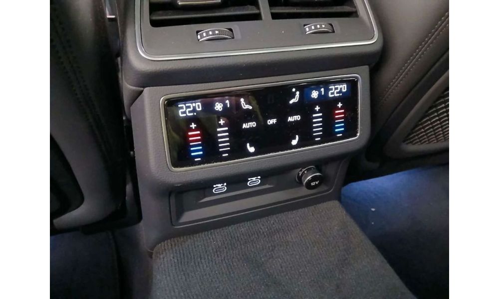344022
