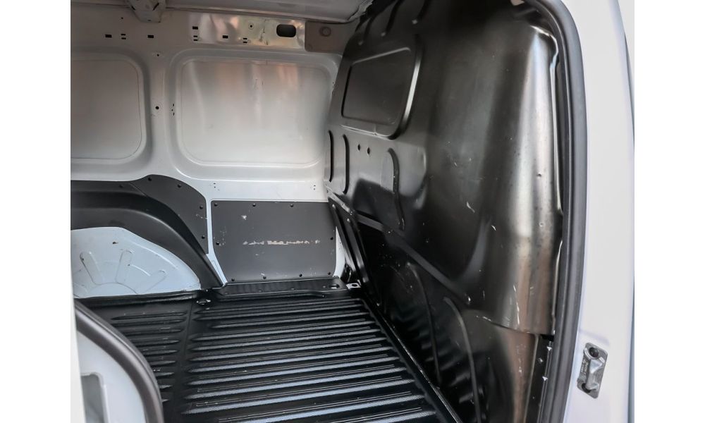 127381