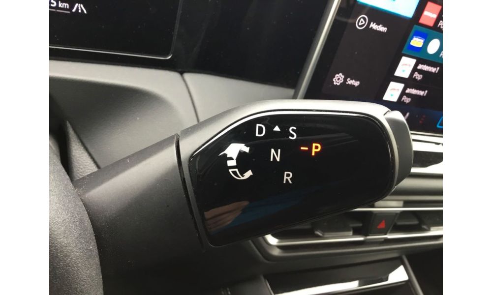 636666