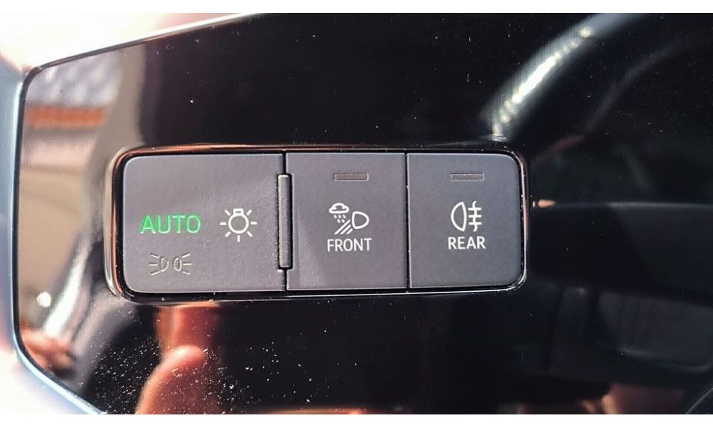 940376