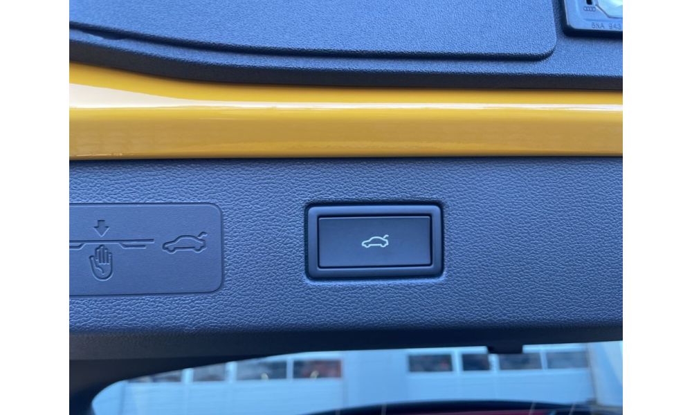 399335