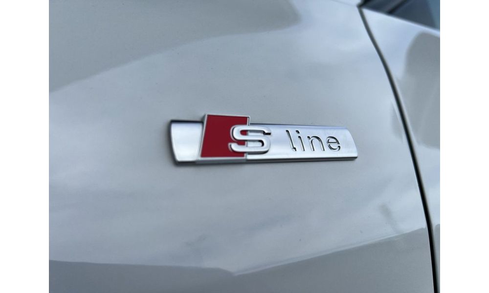 373934
