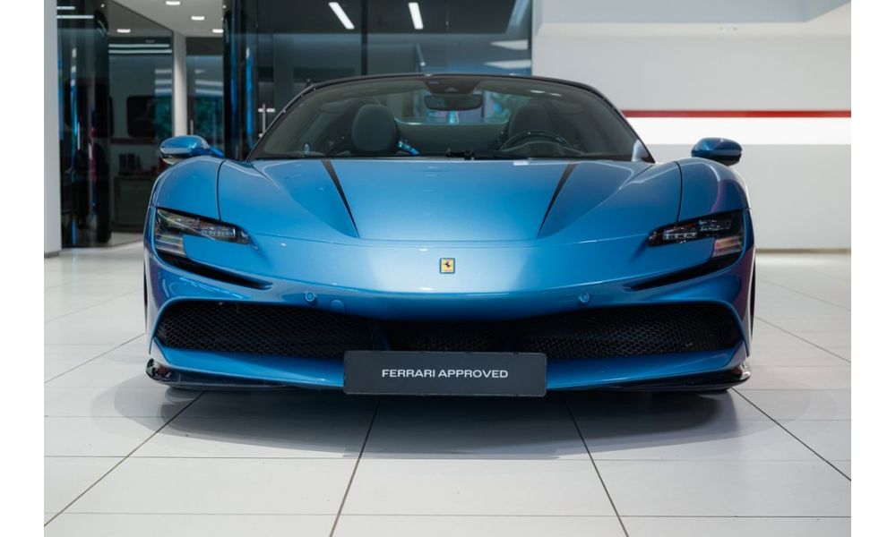 939943