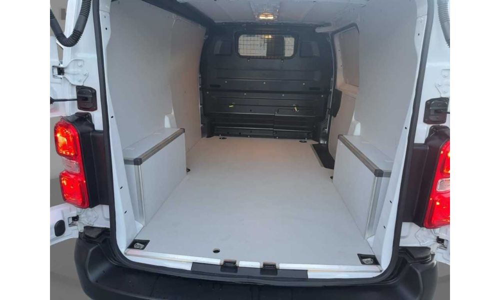 100084