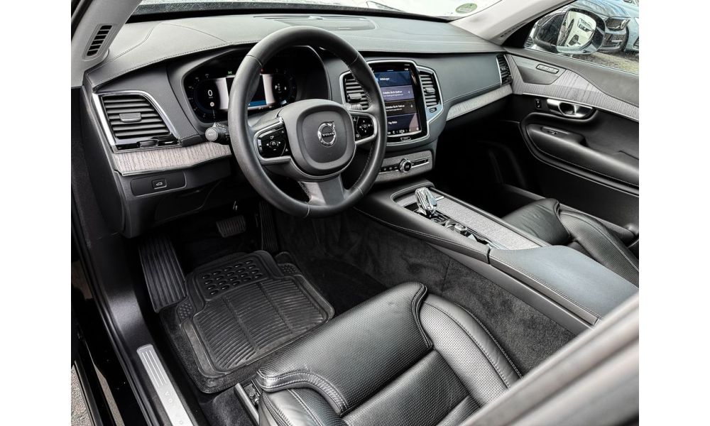 784911