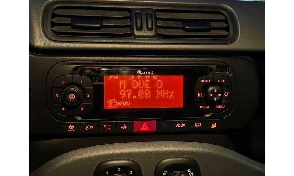 965738
