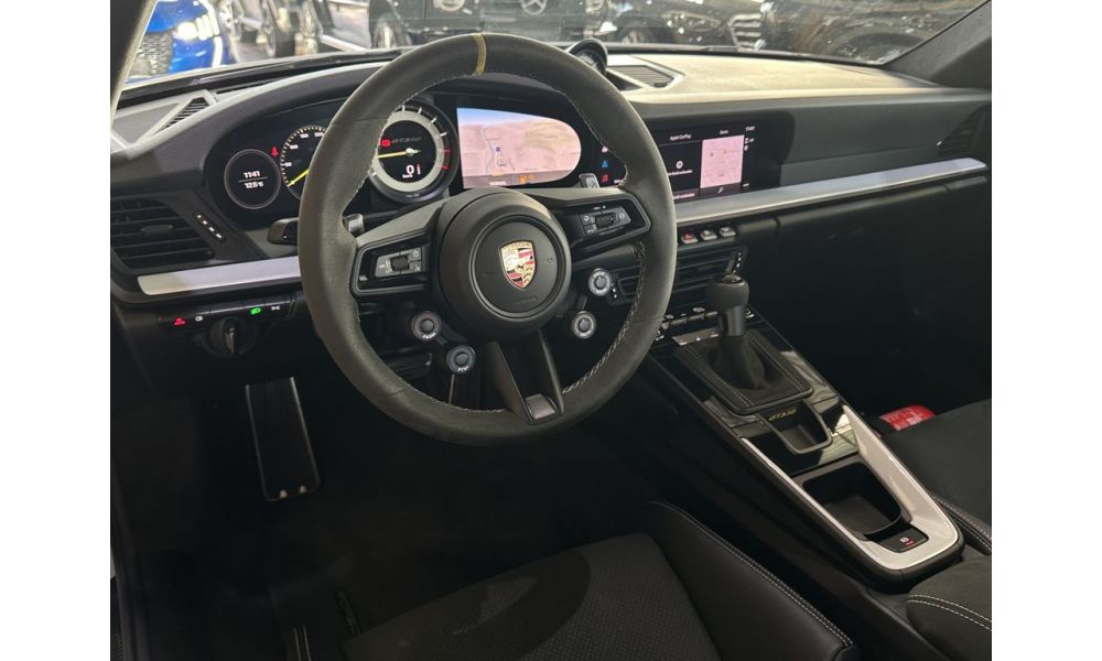 736521