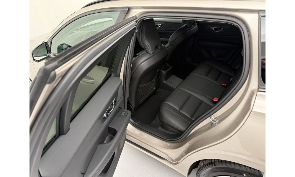 121461
