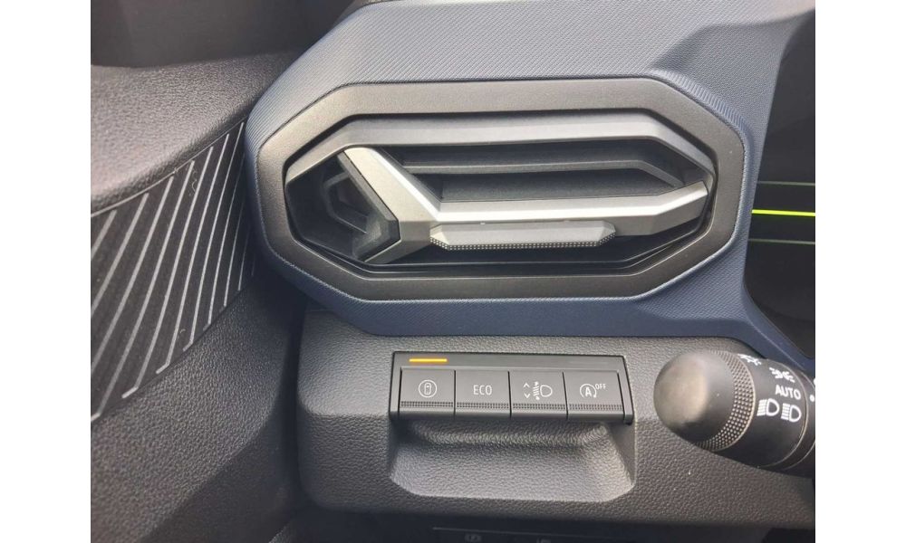 107225