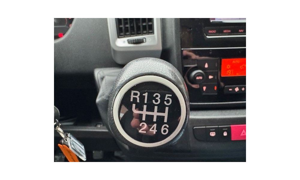 651506
