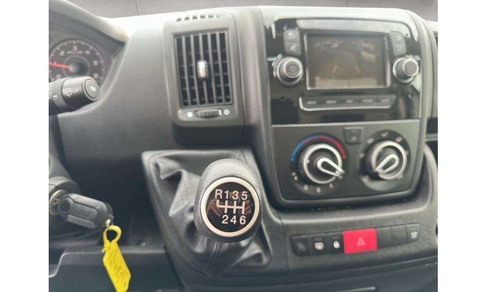 759618
