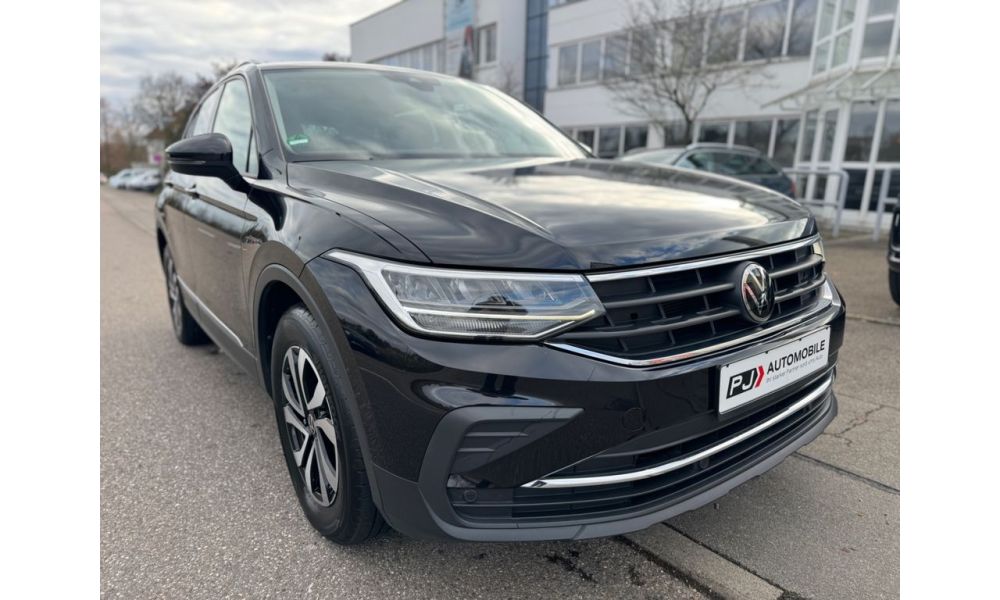 126313