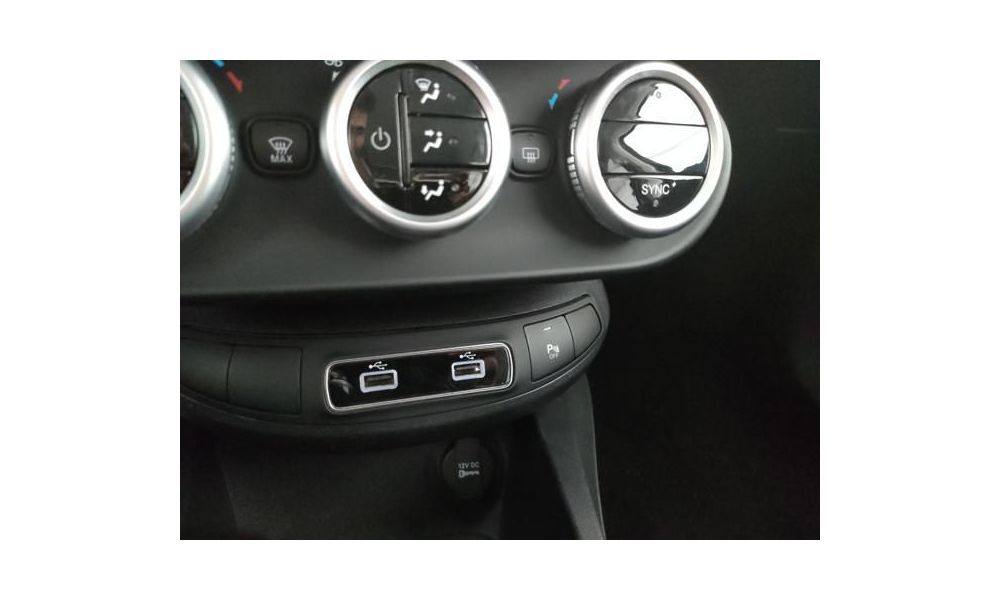 913123