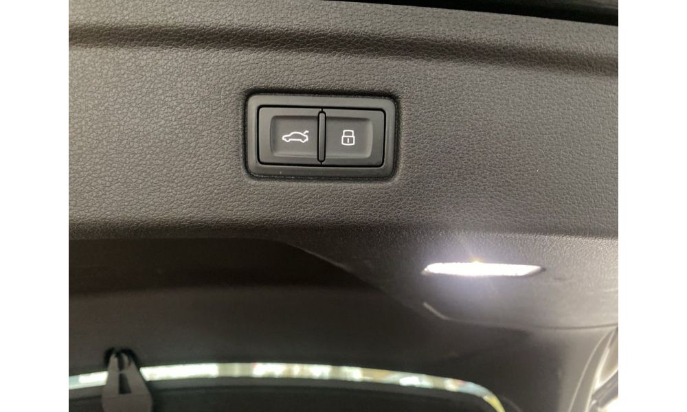 3585