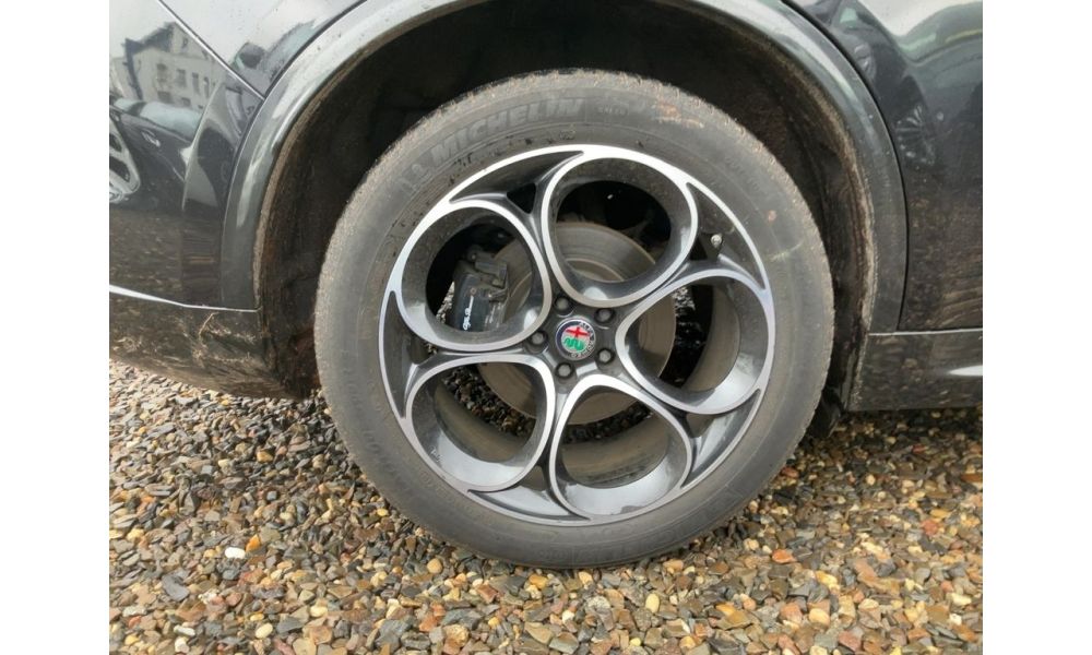 78684