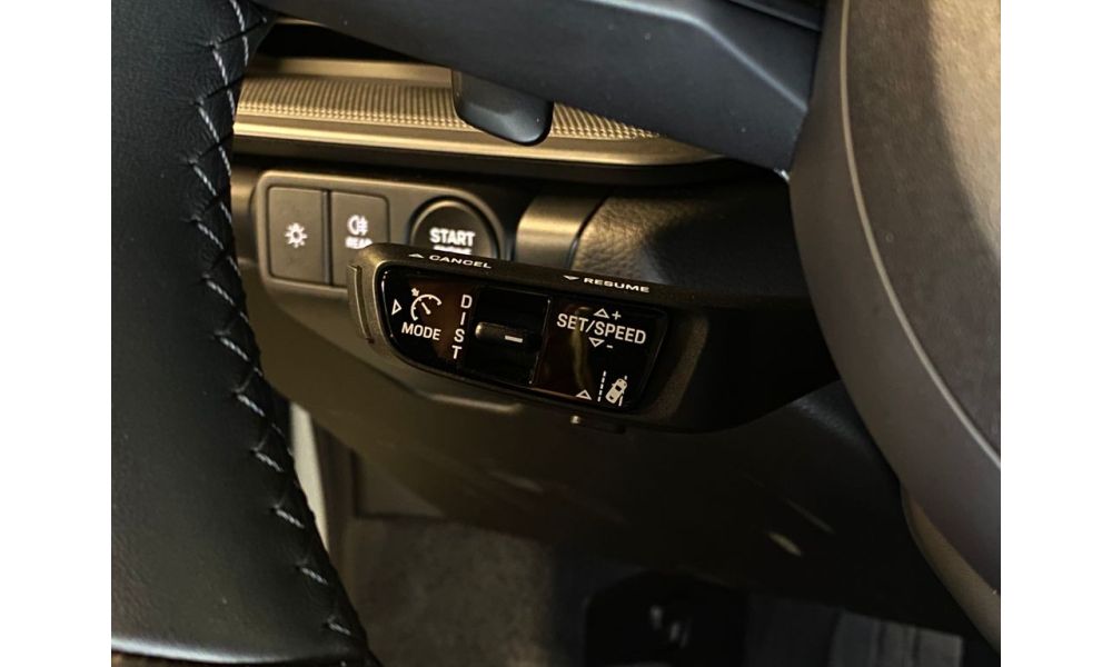 366348
