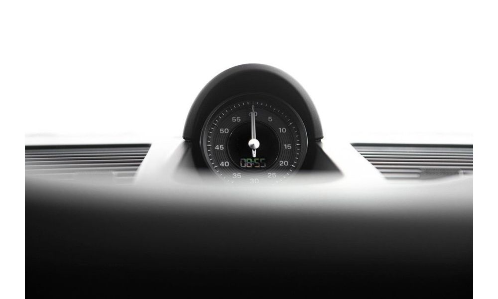 498005