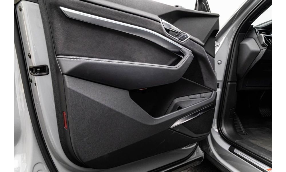 258101