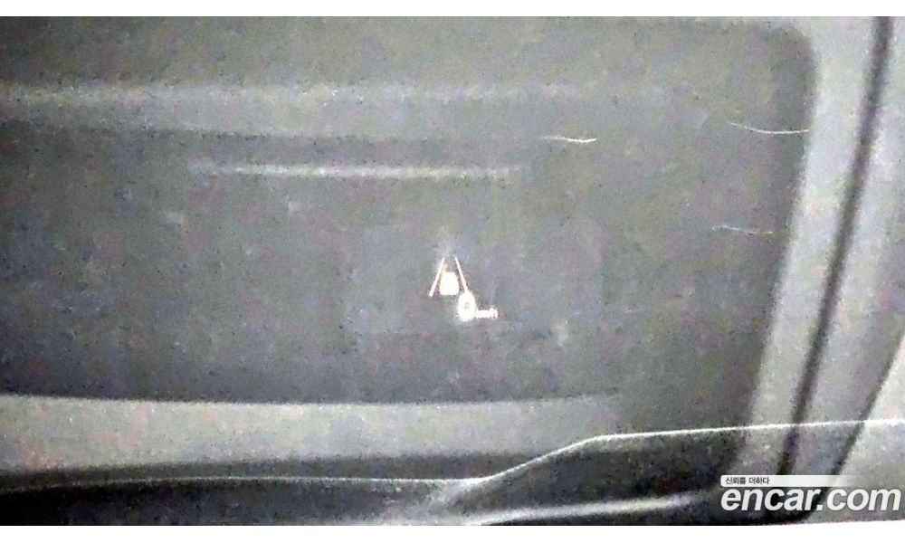 425570