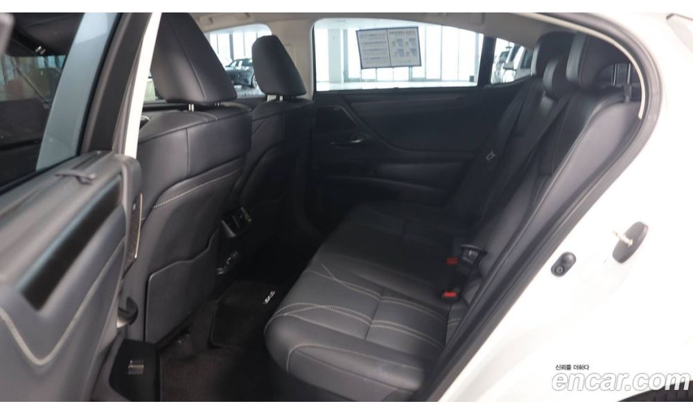 522079