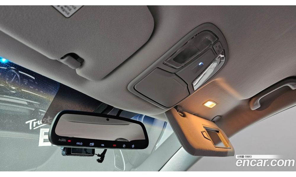 391361