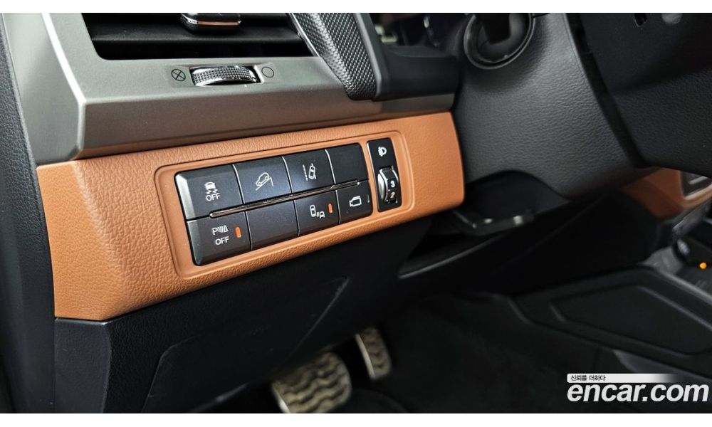 198930