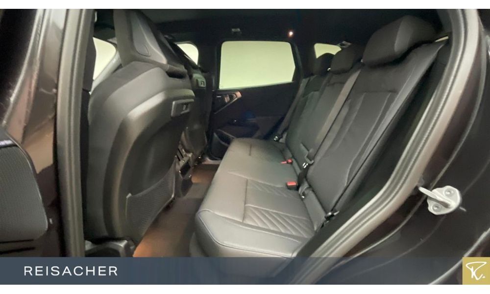 808831