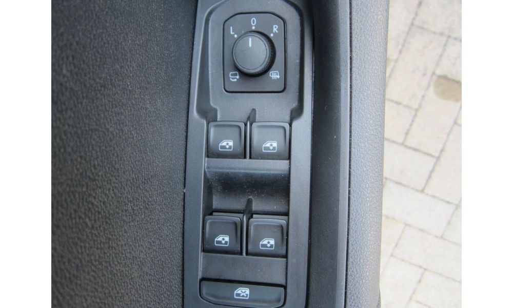 799044