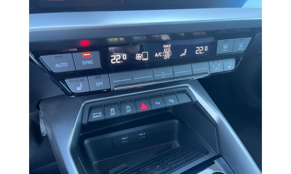 912666
