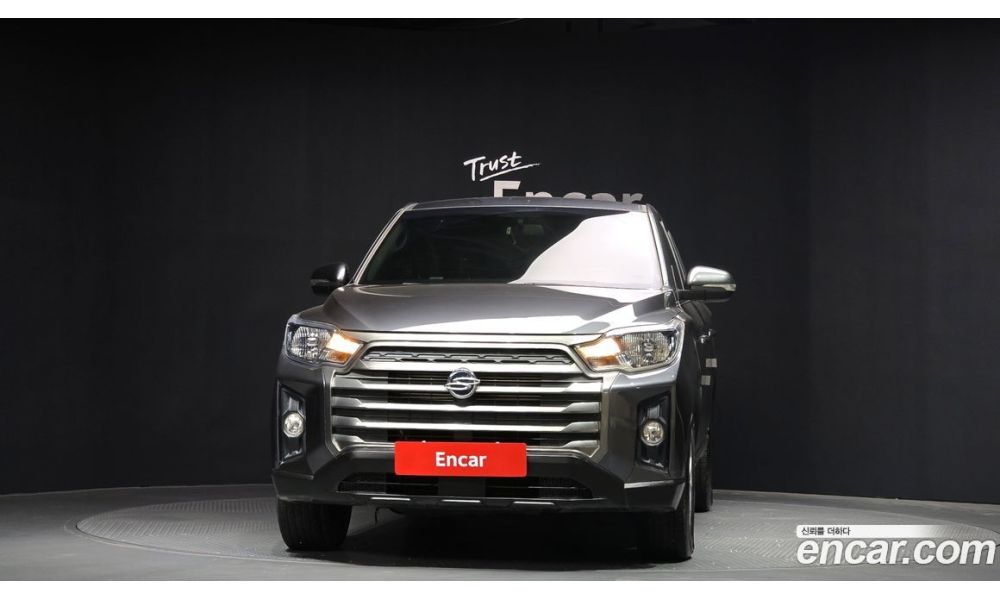 555613