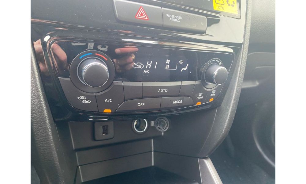 564744