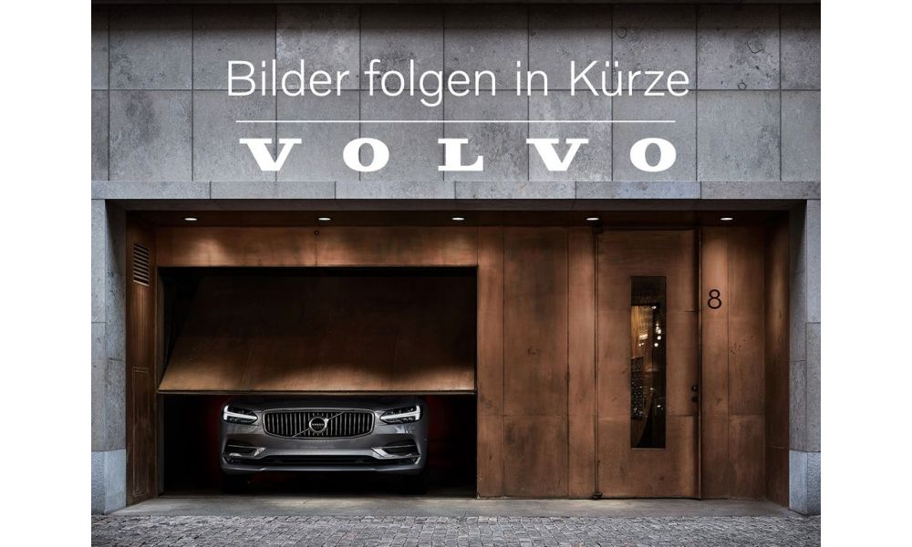 596117