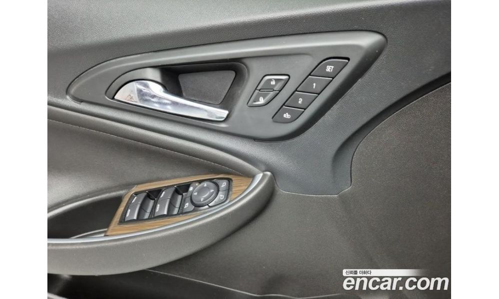803664