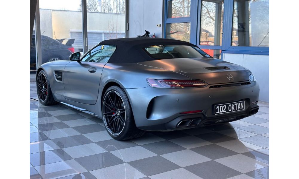 912424