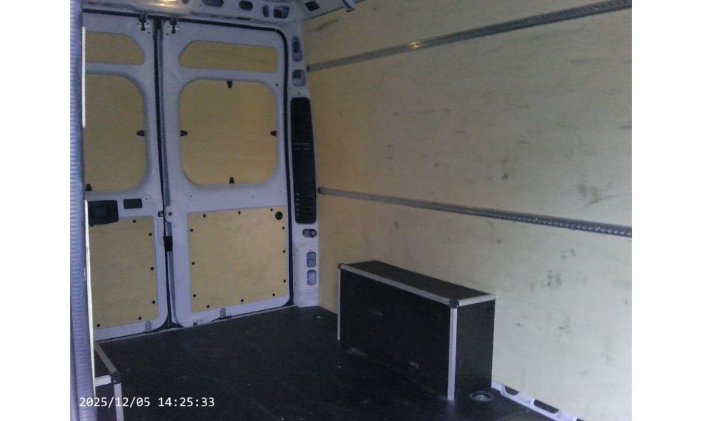 280063