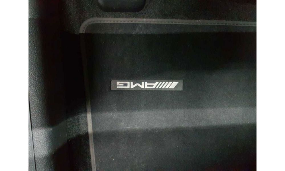 990012