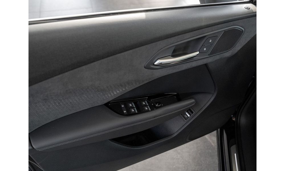 332594