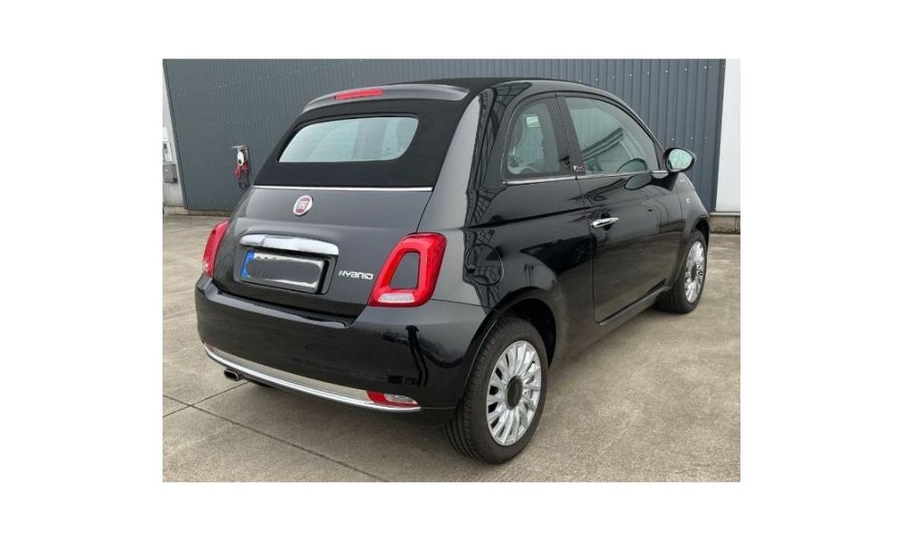 563621