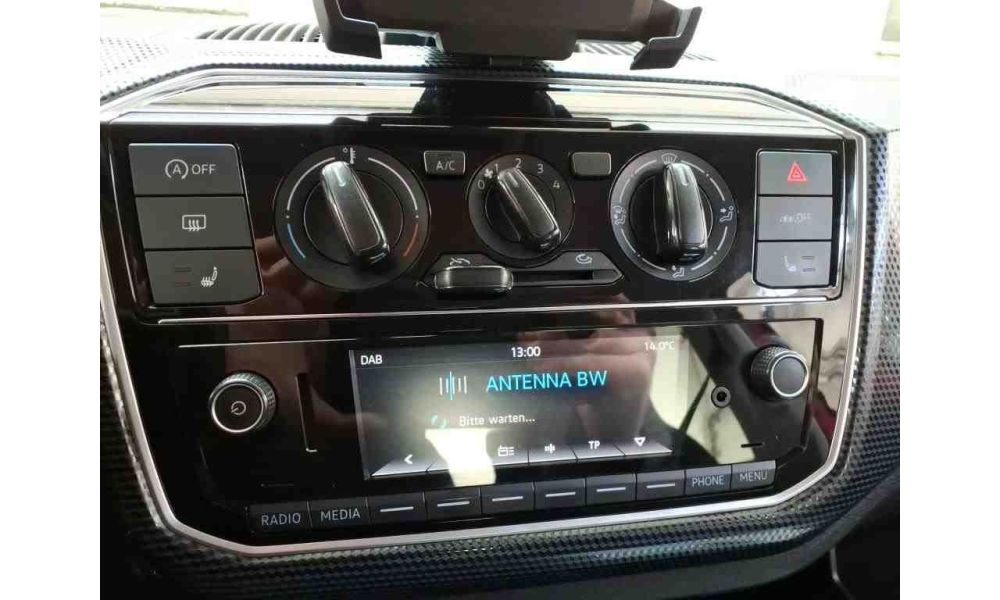 57872
