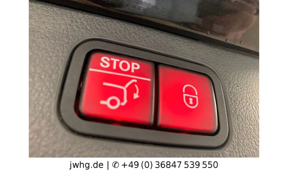 572153