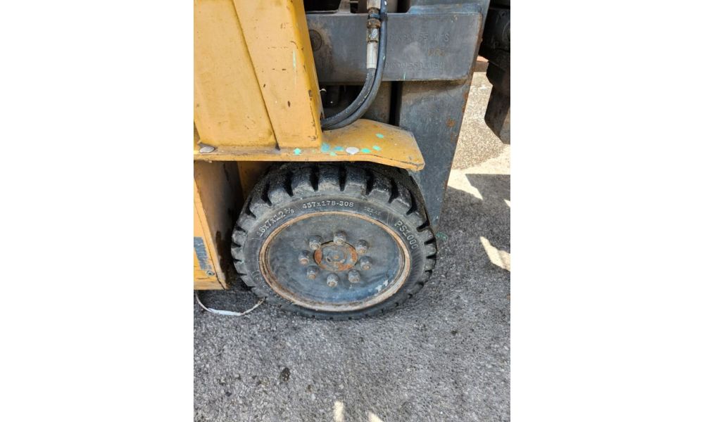601457