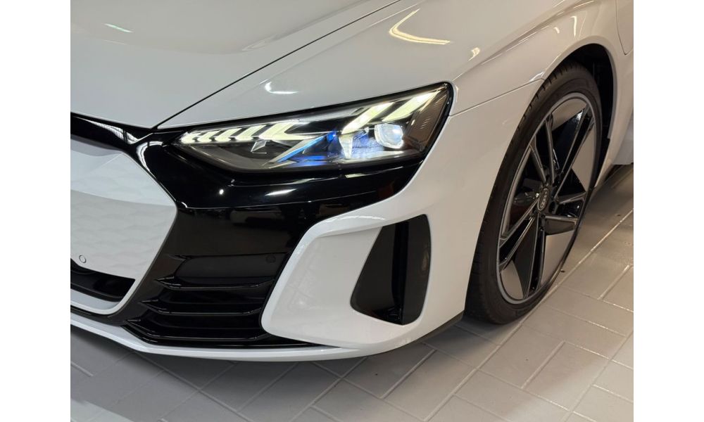 472261